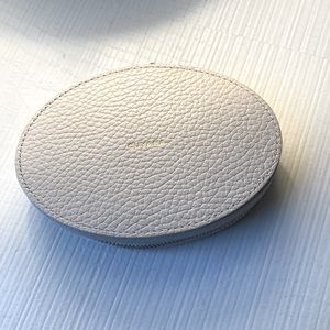 Cuyana travel jewelry case